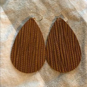 Nickel & Suede leather earrings